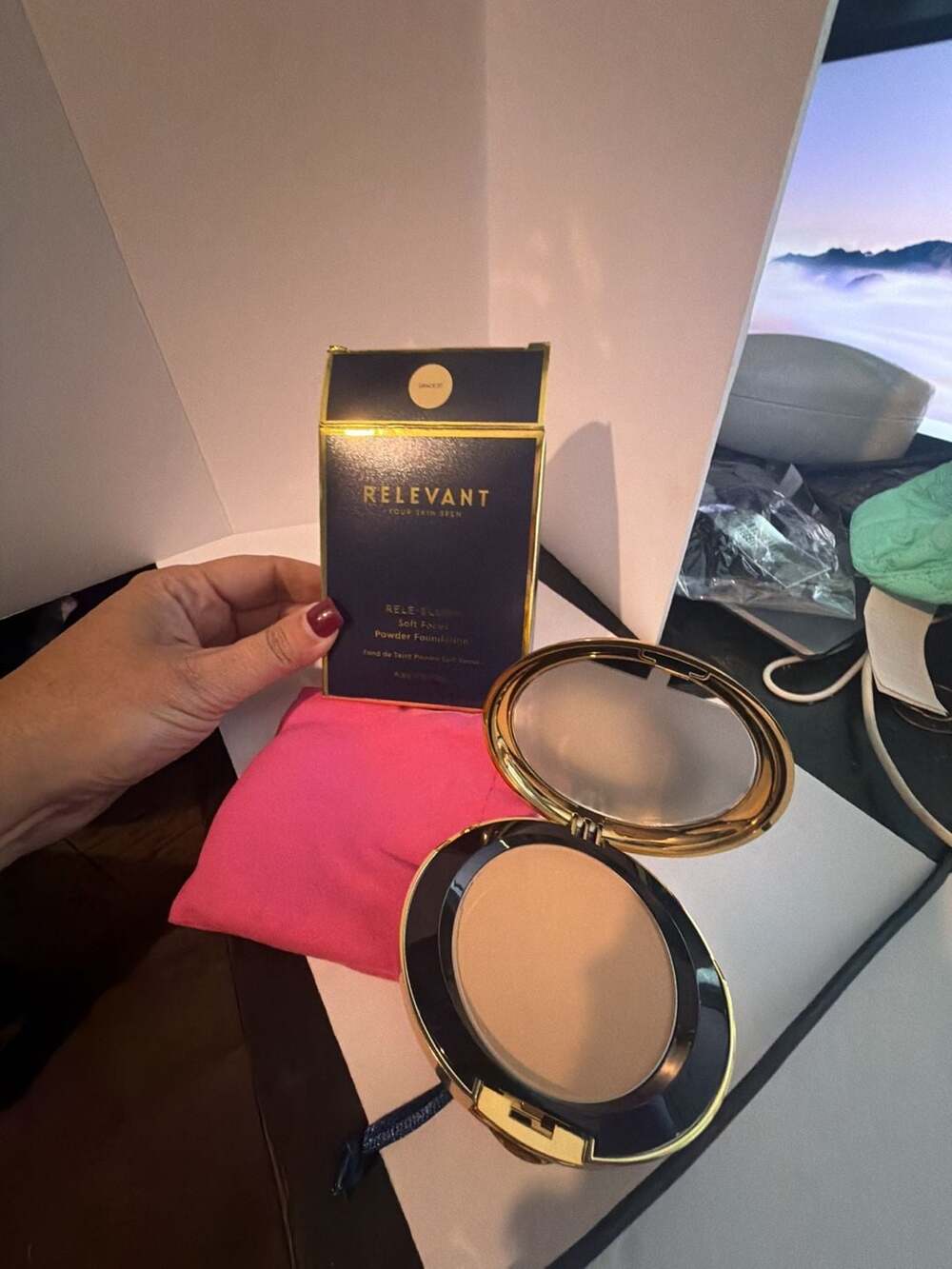 Relevant Rele-Blur Soft Focus Powder Foundation Grace 27